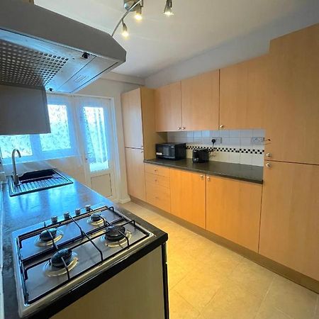 Pinner303 Alexandra Avenue Ha2 9Dxアパートメント エクステリア 写真