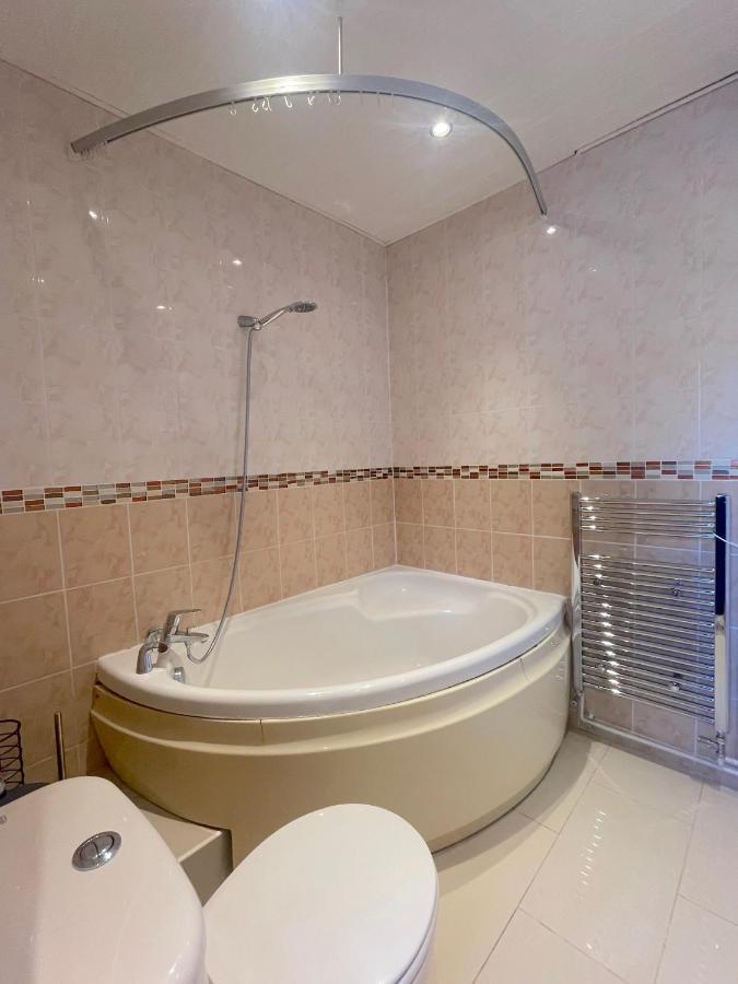 Pinner303 Alexandra Avenue Ha2 9Dxアパートメント エクステリア 写真