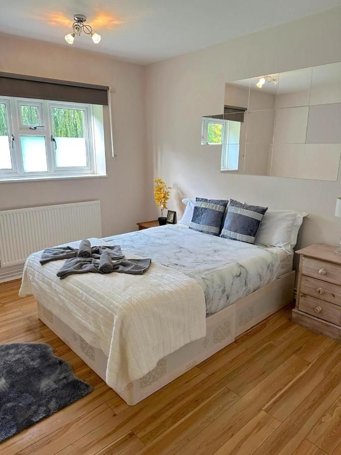 Pinner303 Alexandra Avenue Ha2 9Dxアパートメント エクステリア 写真