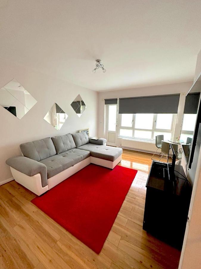 Pinner303 Alexandra Avenue Ha2 9Dxアパートメント エクステリア 写真